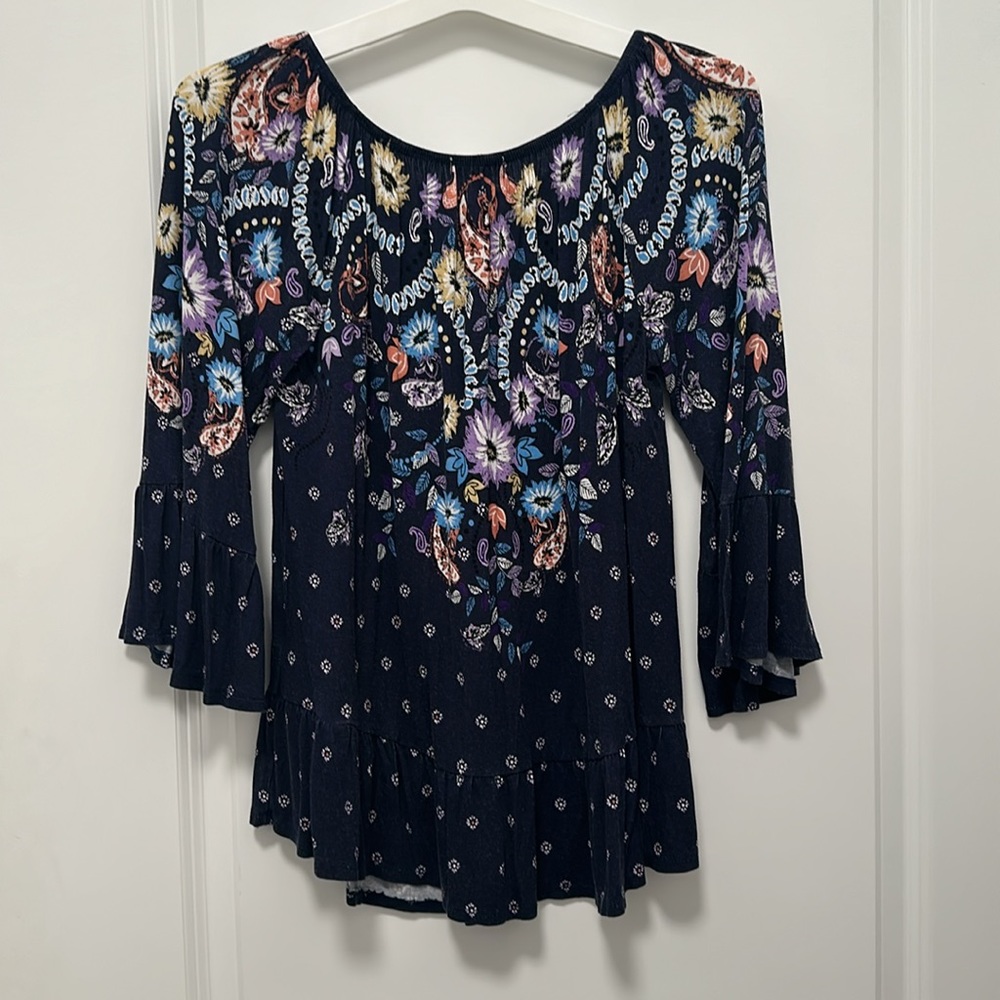 Style & co T-shirt - Picture 3 of 4